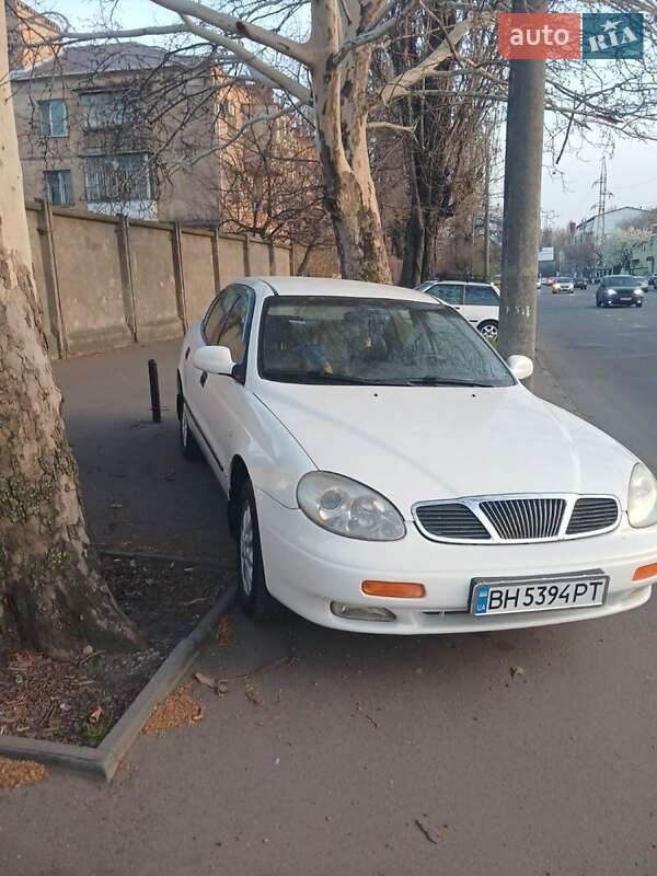 Седан Daewoo Leganza 2001 в Одессе