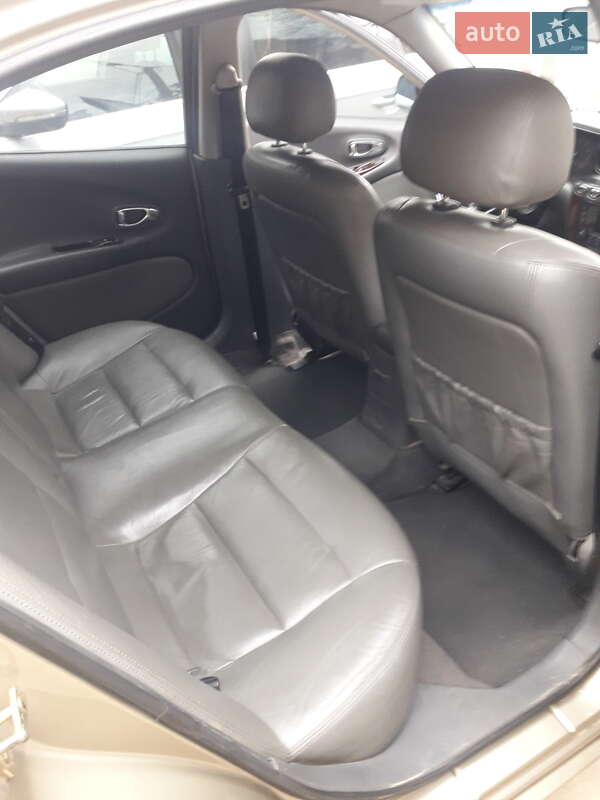 Седан Daewoo Leganza 2001 в Миколаєві