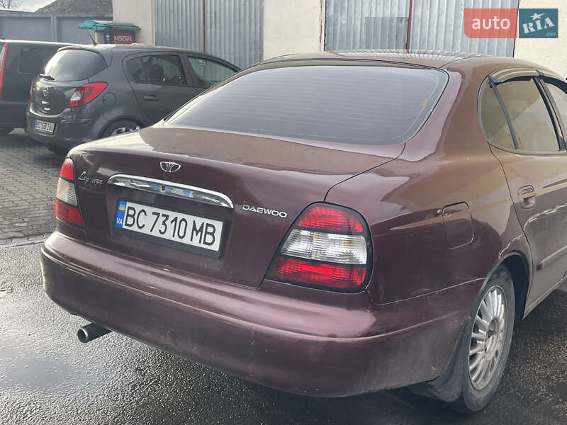 Седан Daewoo Leganza 1999 в Стрые