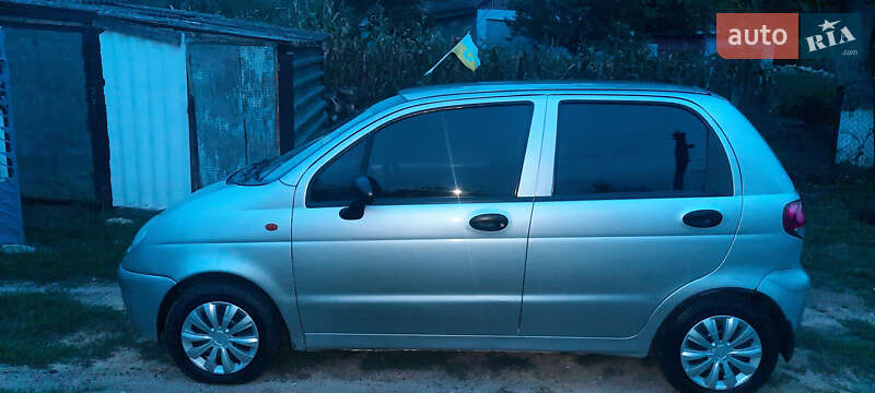 Хэтчбек Daewoo Matiz 2011 в Окнах