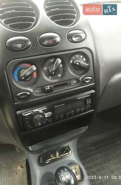 Хэтчбек Daewoo Matiz 2011 в 