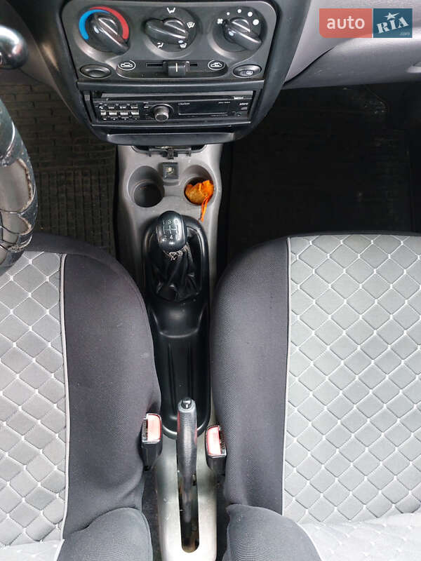 Хетчбек Daewoo Matiz 2012 в Рівному