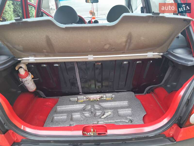Хетчбек Daewoo Matiz 2003 в Ужгороді