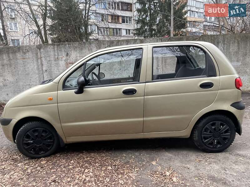 Хэтчбек Daewoo Matiz 2011 в Киеве