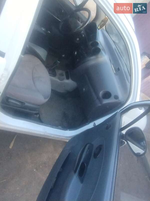 Хэтчбек Daewoo Matiz 2012 в Новгородке