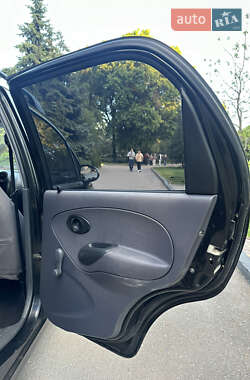 Хэтчбек Daewoo Matiz 2011 в 
