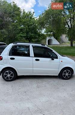 Хэтчбек Daewoo Matiz 2011 в 