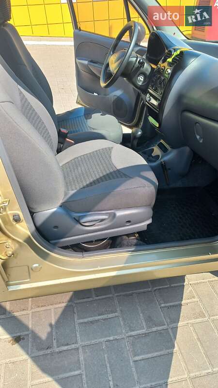 Хэтчбек Daewoo Matiz 2005 в Киеве