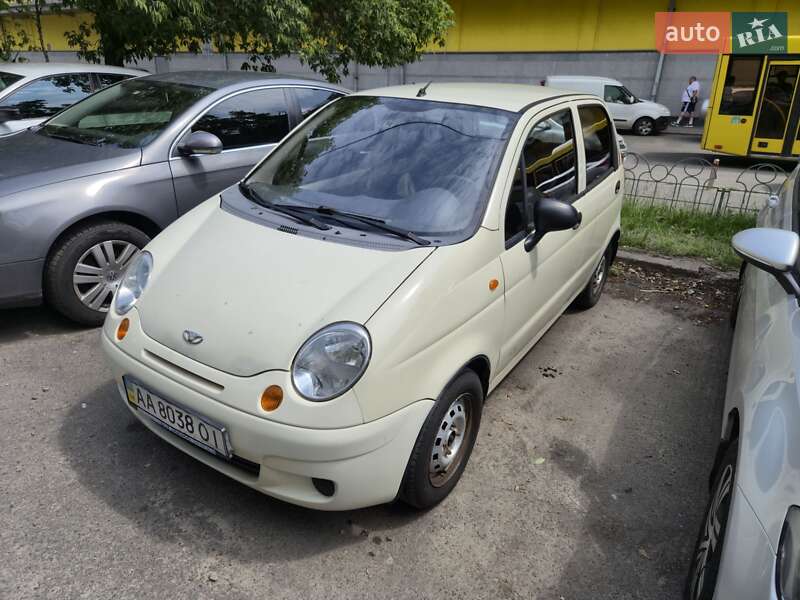 Хэтчбек Daewoo Matiz 2010 в Киеве