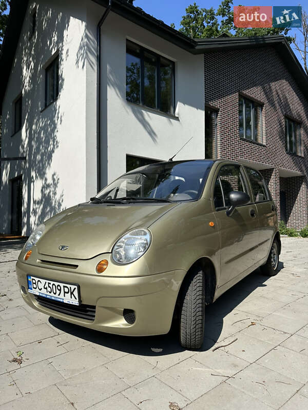 Хэтчбек Daewoo Matiz 2011 в 
