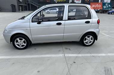 Хэтчбек Daewoo Matiz 2013 в 