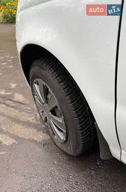 Хэтчбек Daewoo Matiz 2013 в 