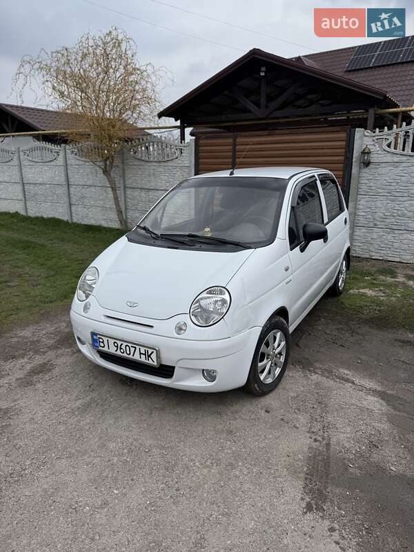 Хэтчбек Daewoo Matiz 2011 в 