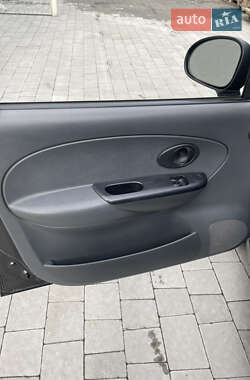 Хэтчбек Daewoo Matiz 2013 в 
