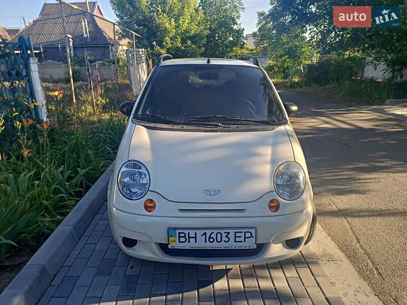 Хэтчбек Daewoo Matiz 2013 в 