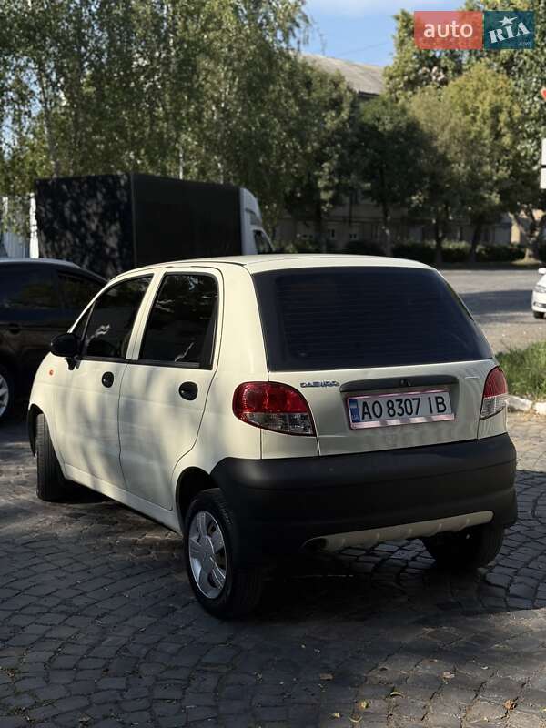 Хетчбек Daewoo Matiz 2011 в Мукачевому