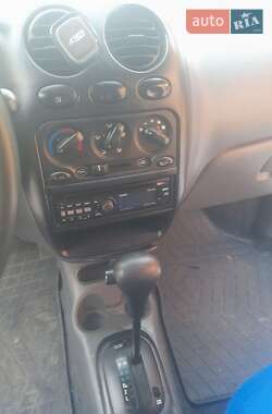 Хэтчбек Daewoo Matiz 2012 в 