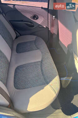 Хэтчбек Daewoo Matiz 2013 в 