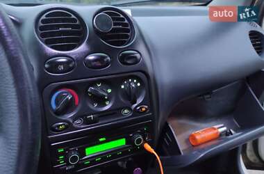 Хетчбек Daewoo Matiz 2013 в 