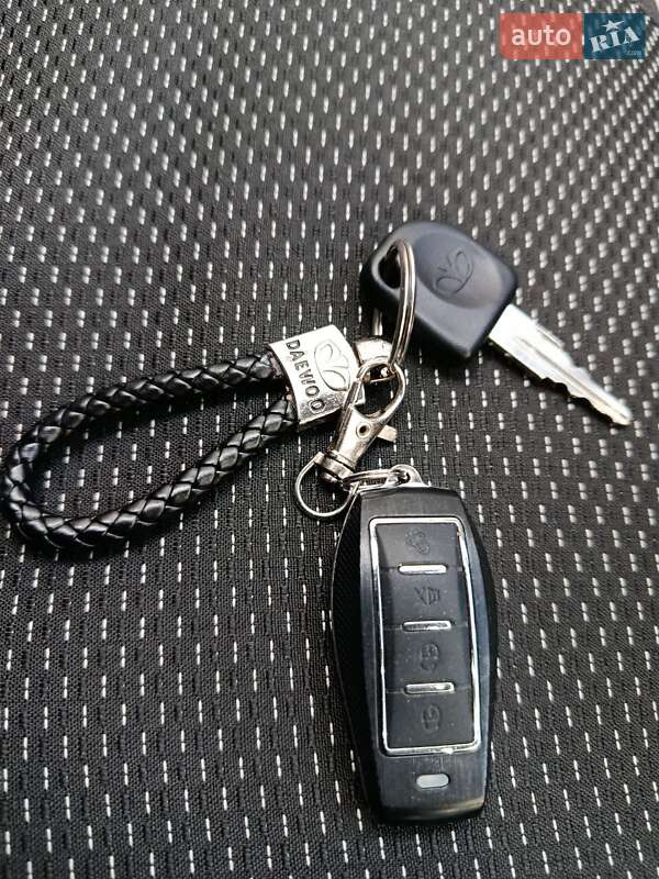 Хетчбек Daewoo Matiz 2008 в Дніпрі