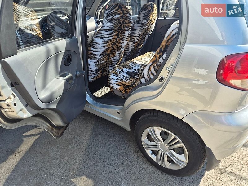 Хэтчбек Daewoo Matiz 2011 в Киеве