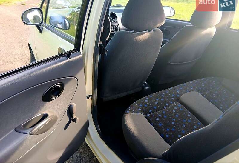 Хэтчбек Daewoo Matiz 2013 в Новоукраинке