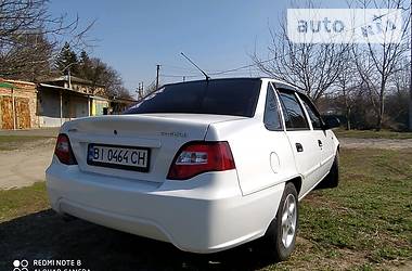 Седан Daewoo Nexia 2012 в 