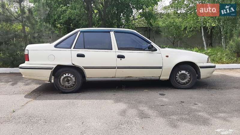 Седан Daewoo Nexia 2008 в Николаеве