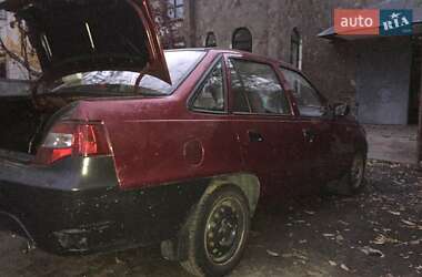 Седан Daewoo Nexia 2012 в 