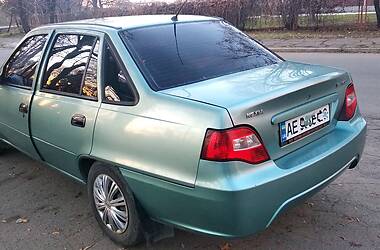 Седан Daewoo Nexia 2008 в 