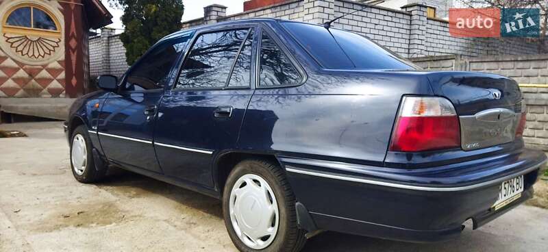 Седан Daewoo Nexia 2008 в Житомире