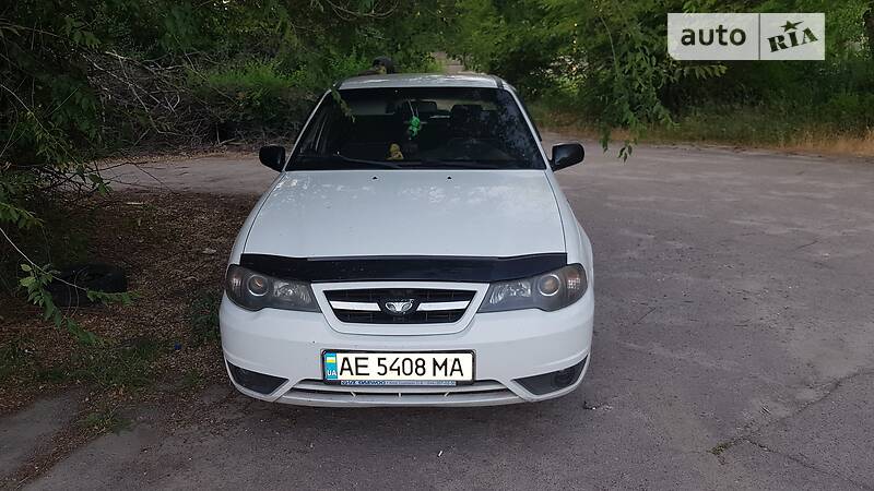 Седан Daewoo Nexia 2012 в Дніпрі