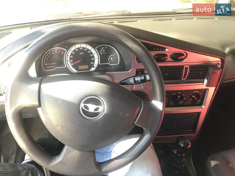 Седан Daewoo Nexia 2011 в Хмельницькому