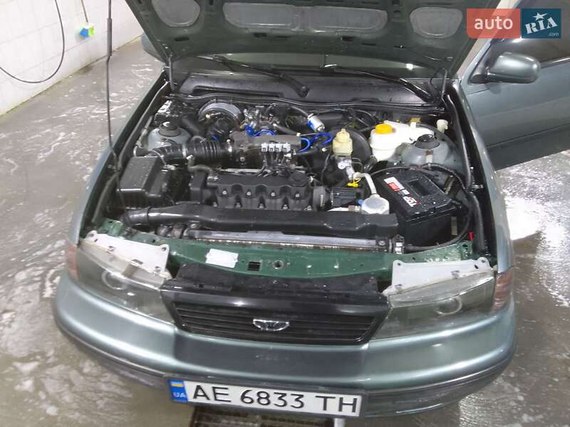 Седан Daewoo Nexia 1997 в Кривом Роге