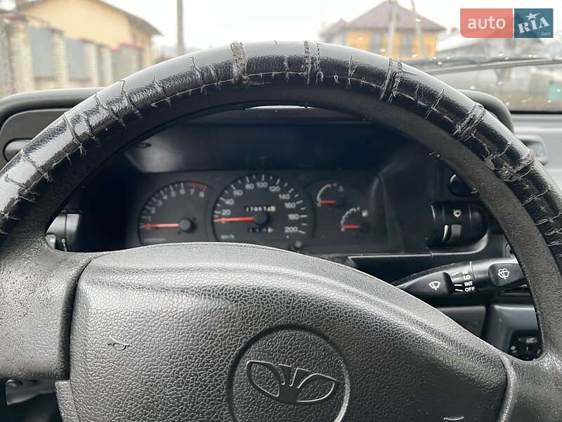 Седан Daewoo Nexia 2008 в Николаеве