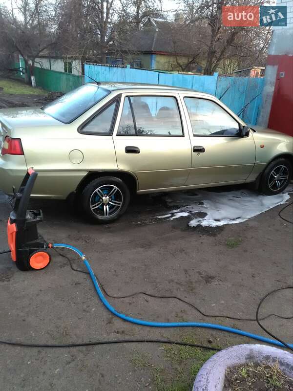 Седан Daewoo Nexia 2010 в Кременчуге фото 3 Седан Daewoo Nexia 2010 в Кременчуге