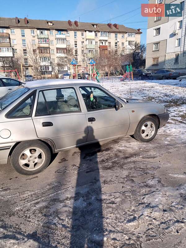 Седан Daewoo Nexia 2007 в Киеве