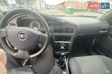 Седан Daewoo Nexia 2012 в 