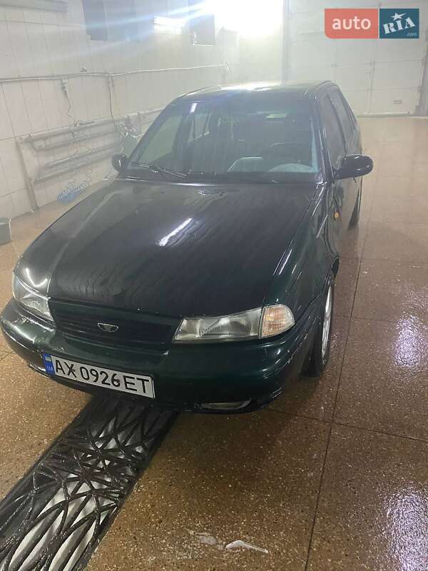 Седан Daewoo Nexia 1995 в Харкові