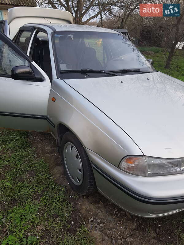 Седан Daewoo Nexia 2008 в Новомосковську