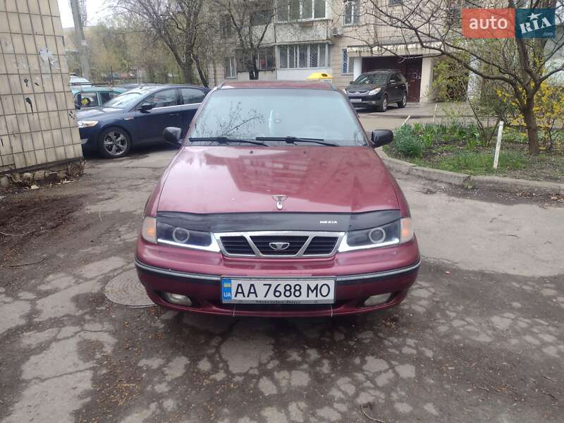 Седан Daewoo Nexia 2008 в 