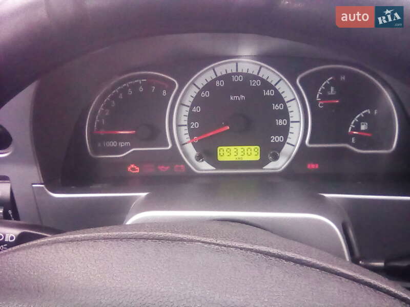 Седан Daewoo Nexia 2009 в Городні
