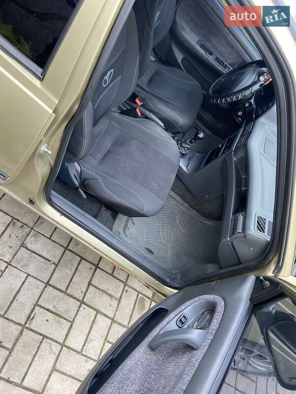 Седан Daewoo Nexia 2007 в Сумах