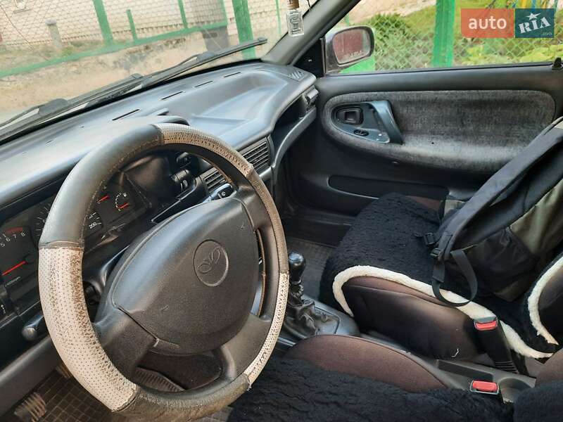 Седан Daewoo Nexia 2008 в Києві