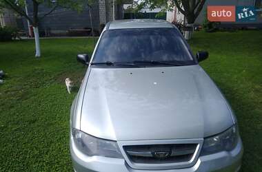Седан Daewoo Nexia 2009 в 