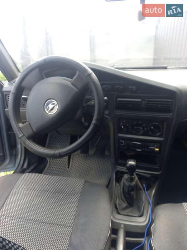 Седан Daewoo Nexia 2011 в Коростышеве