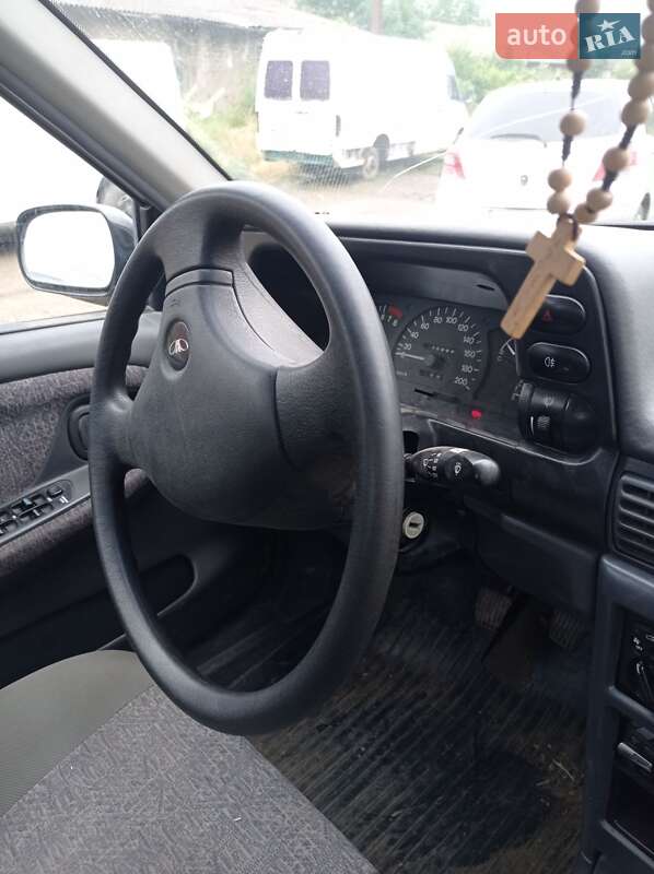 Седан Daewoo Nexia 2006 в Чернівцях