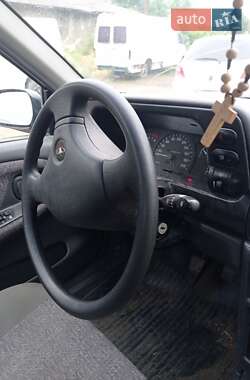 Седан Daewoo Nexia 2006 в 