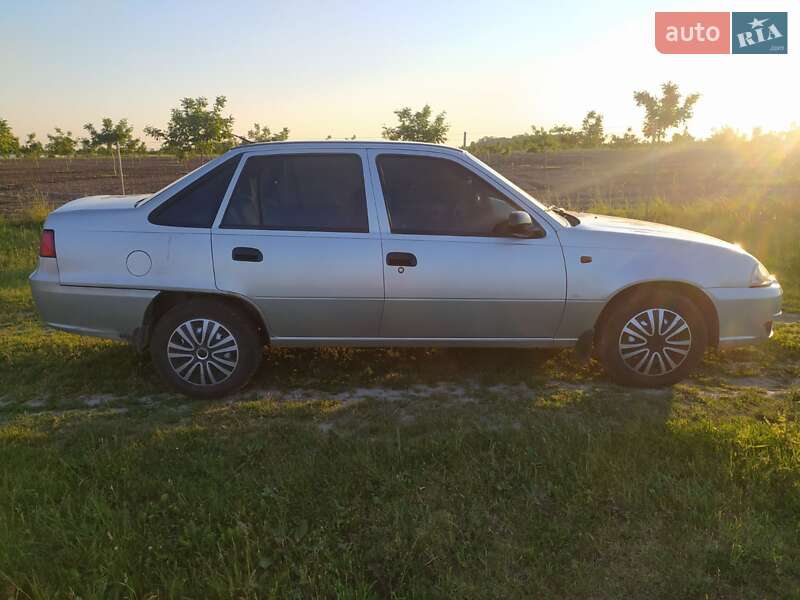 Седан Daewoo Nexia 2008 в Звягеле фото 3 Седан Daewoo Nexia 2008 в Звягеле