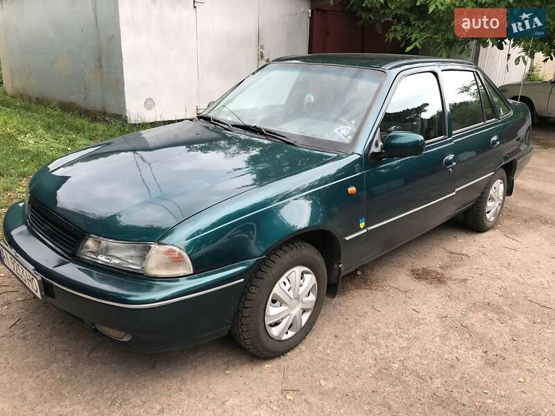 Седан Daewoo Nexia 1997 в Яготині